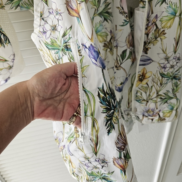 RARE windbreaker/jacket. - Picture 4 of 9